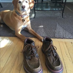 Never-worn boy’s/men’s Skechers boots